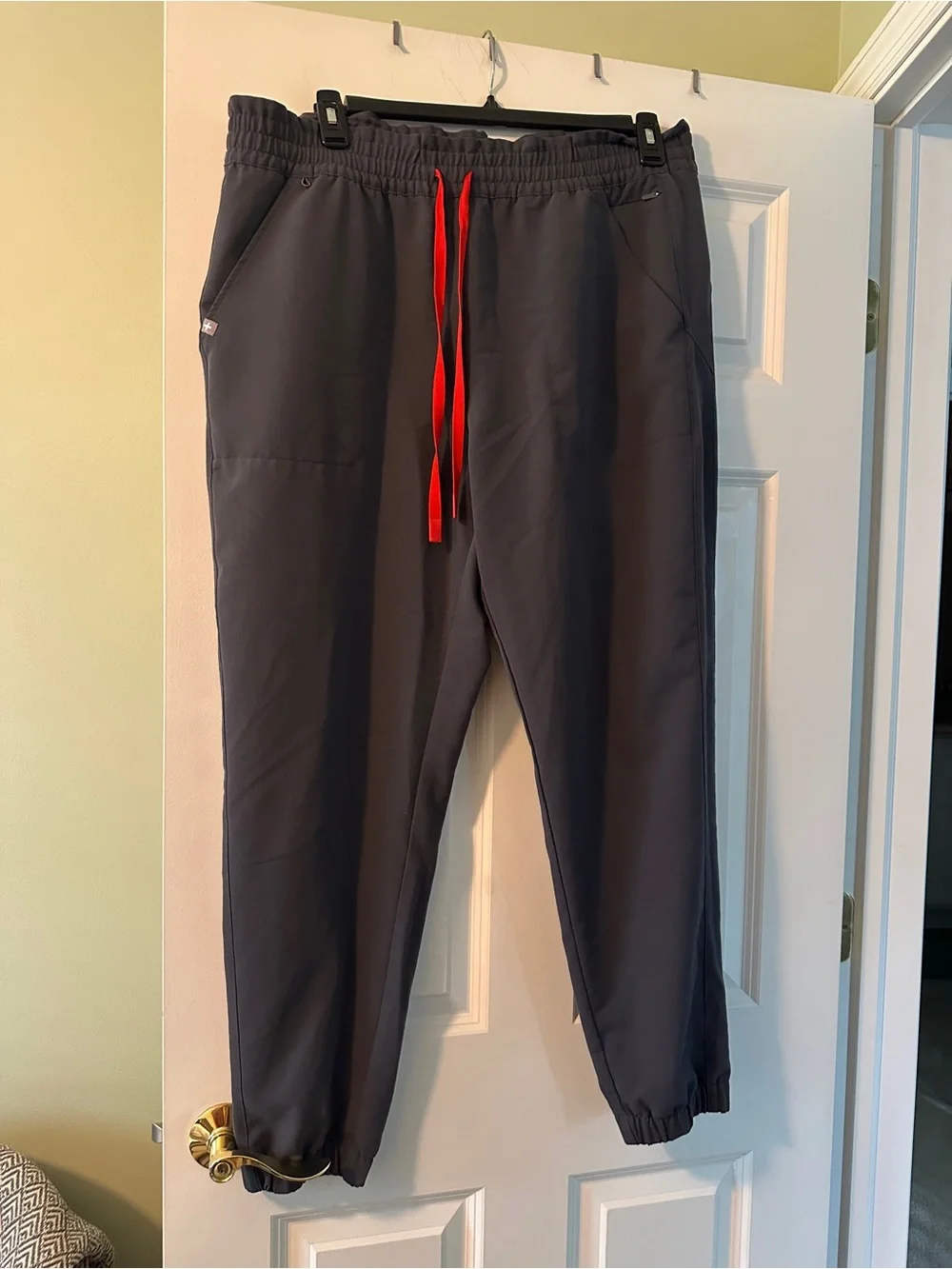Figs Women’s Scrub Bottoms Joggers
